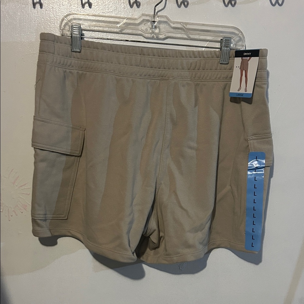 DKNY Men's Beige Cargo Shorts